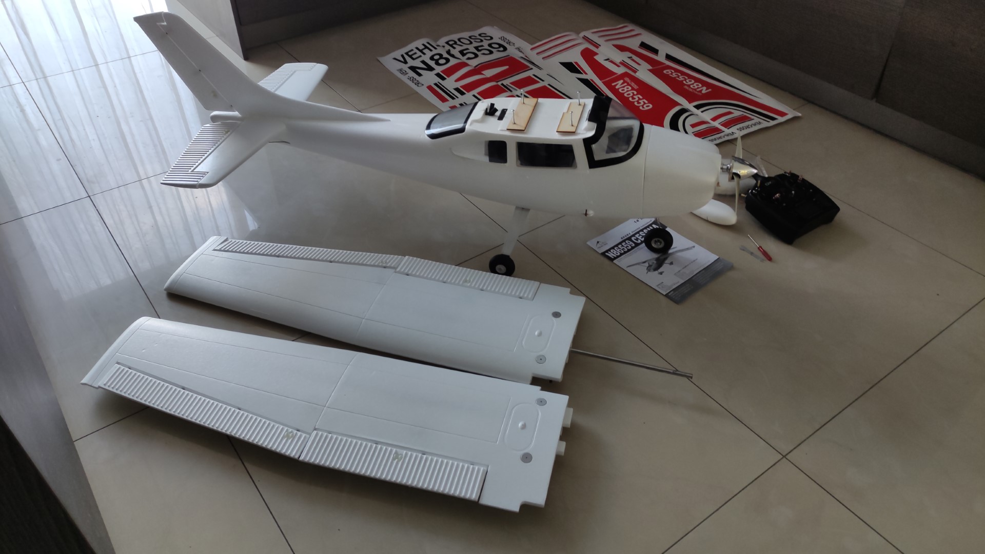 Cessna  (9) (Large)