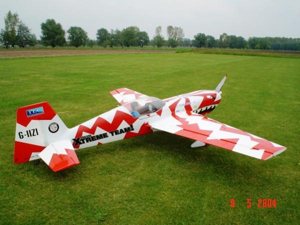 EA330S TomW (2004 - Royal Broken Wings)