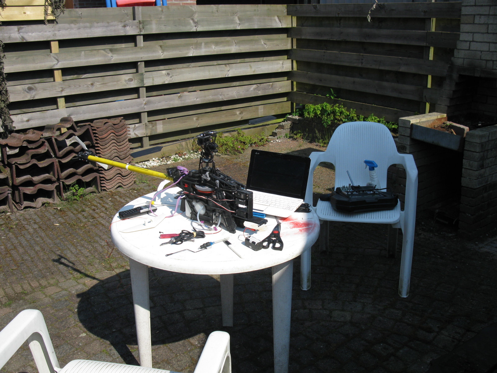 Eerst maar eens het vliegend chassis weer in vliegbare staat brengen