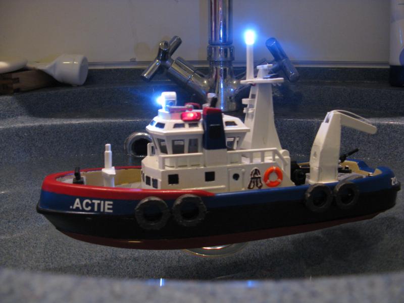 Eerste keer water onder de kiel!