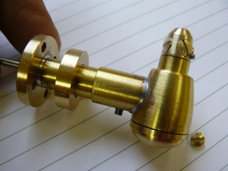 Hekschroef met dummy verstelbare schroef