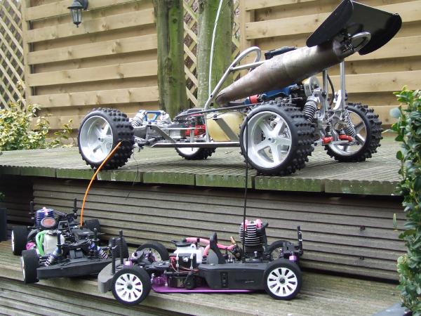 HPI RS4 Evo3
FG Marder vol aluminium 26cc powah!
Kyosho FW-05T