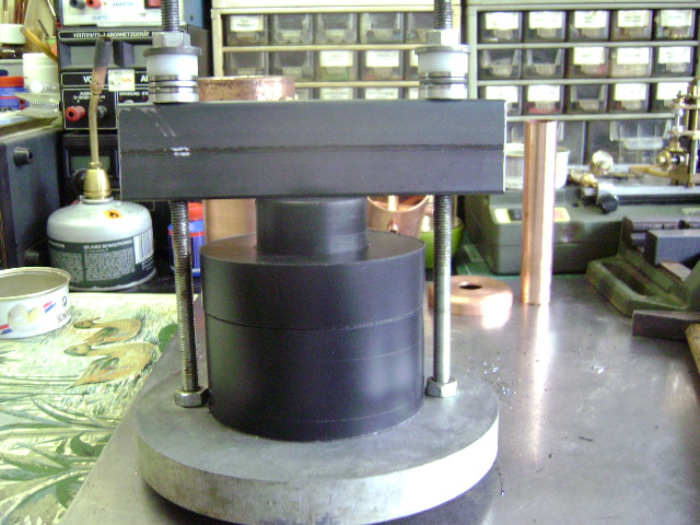 Ketel in aanbouw