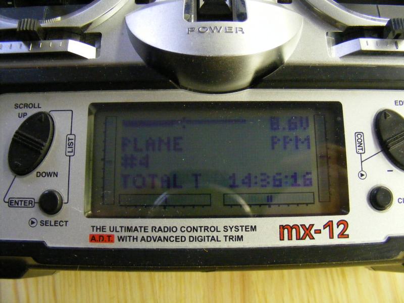 MX12 displ (1)