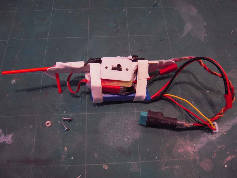 Ontvangerunit met UBEC en lipo 500mA (had niet meer kleiner)