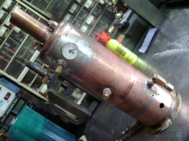 Stoomketel in aan bouw 008