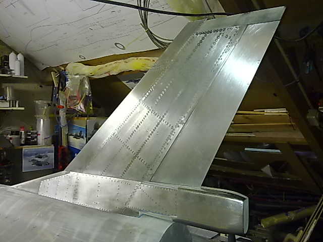 tail 008