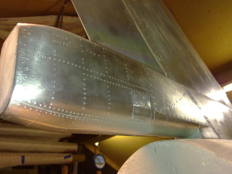 tail 015