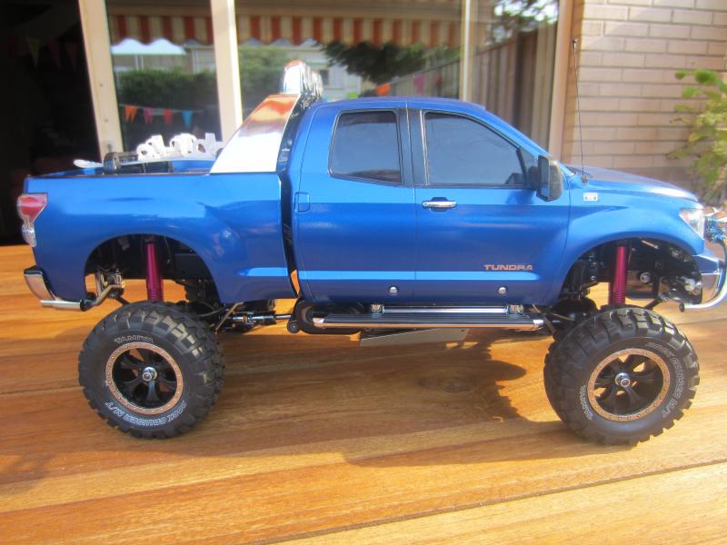 Tamiya Tundra + MFC 02